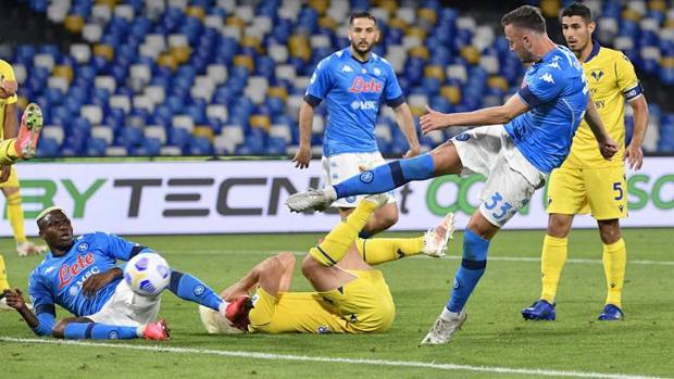  意甲末轮上演争冠争四终极大乱斗  